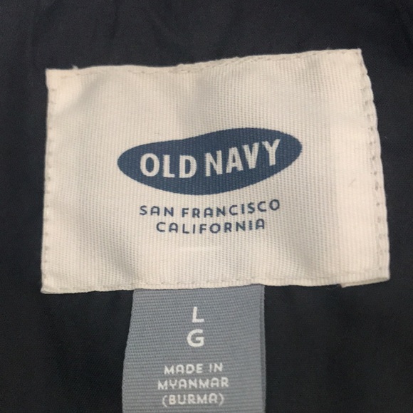 Old Navy Quilted Vest - Picture 4 of 4